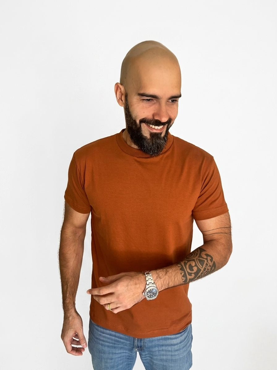 Camiseta em Algodão Egípcio Gola Careca — Ferrugem